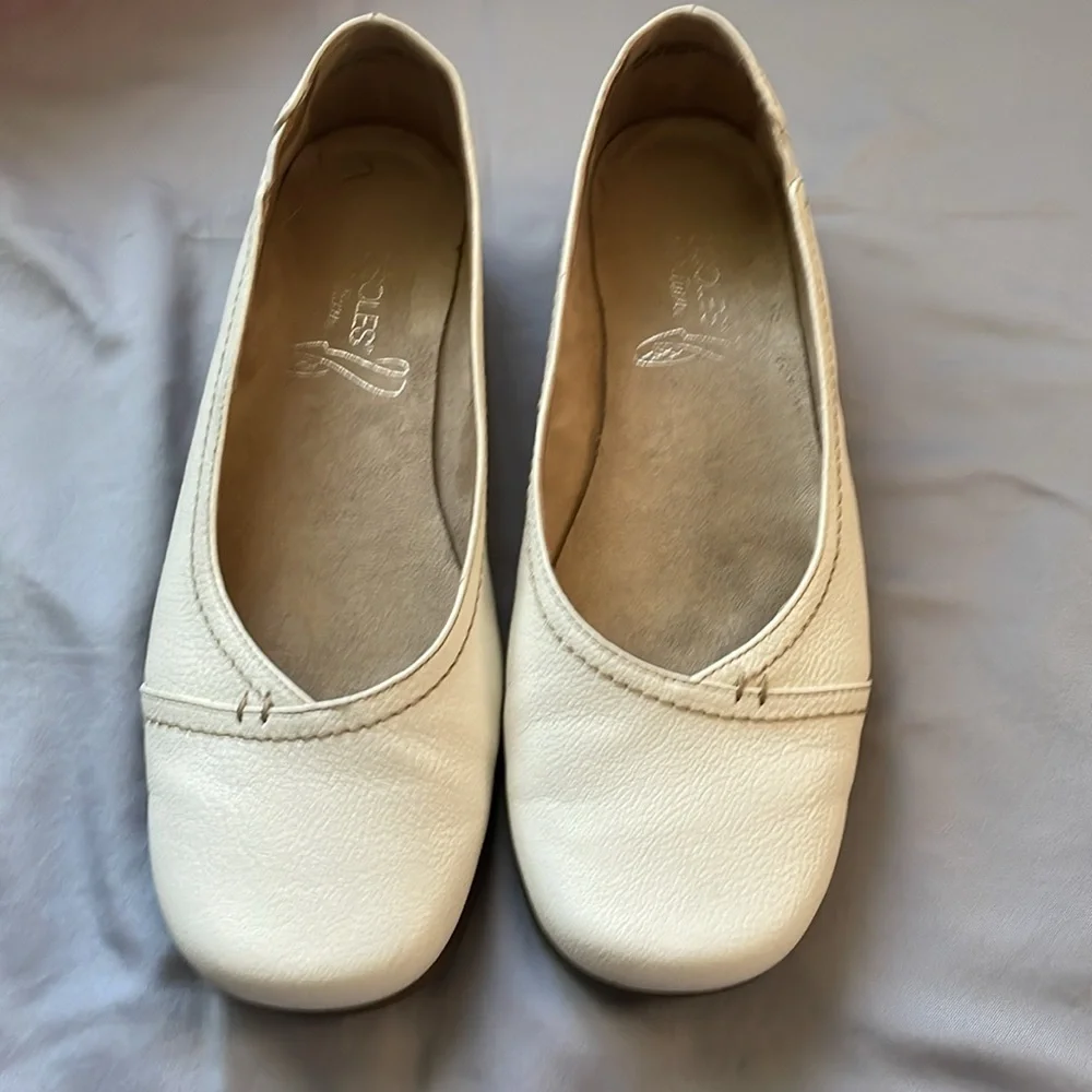 Aerosoles Richmond white womens shoes | size 8M - Picture 2 of 8